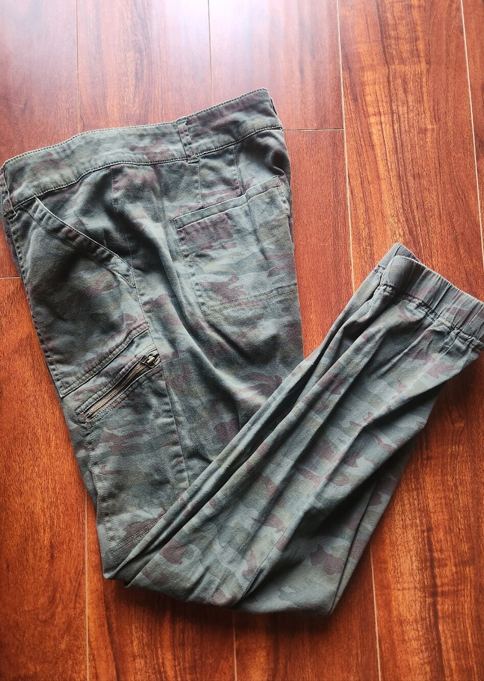 Matty M Olive Camo Cargo Pants Size 16